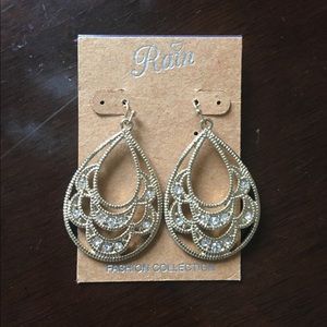 Gold chandelier earrings - NWOT